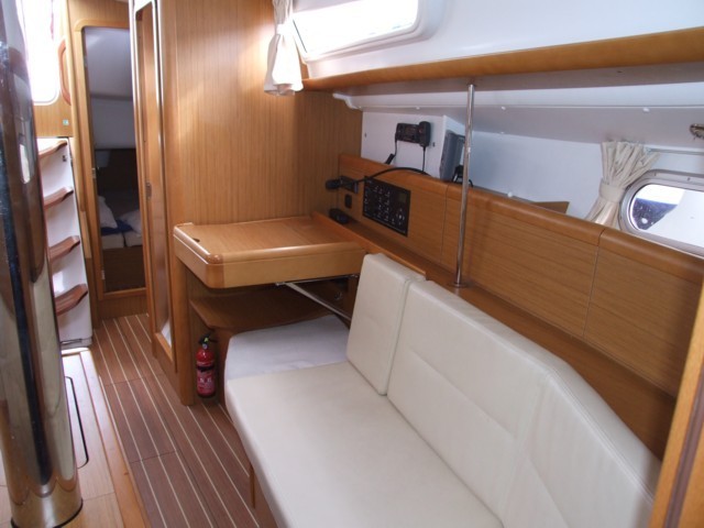 Sun Odyssey 36 i Performance  -14.jpg